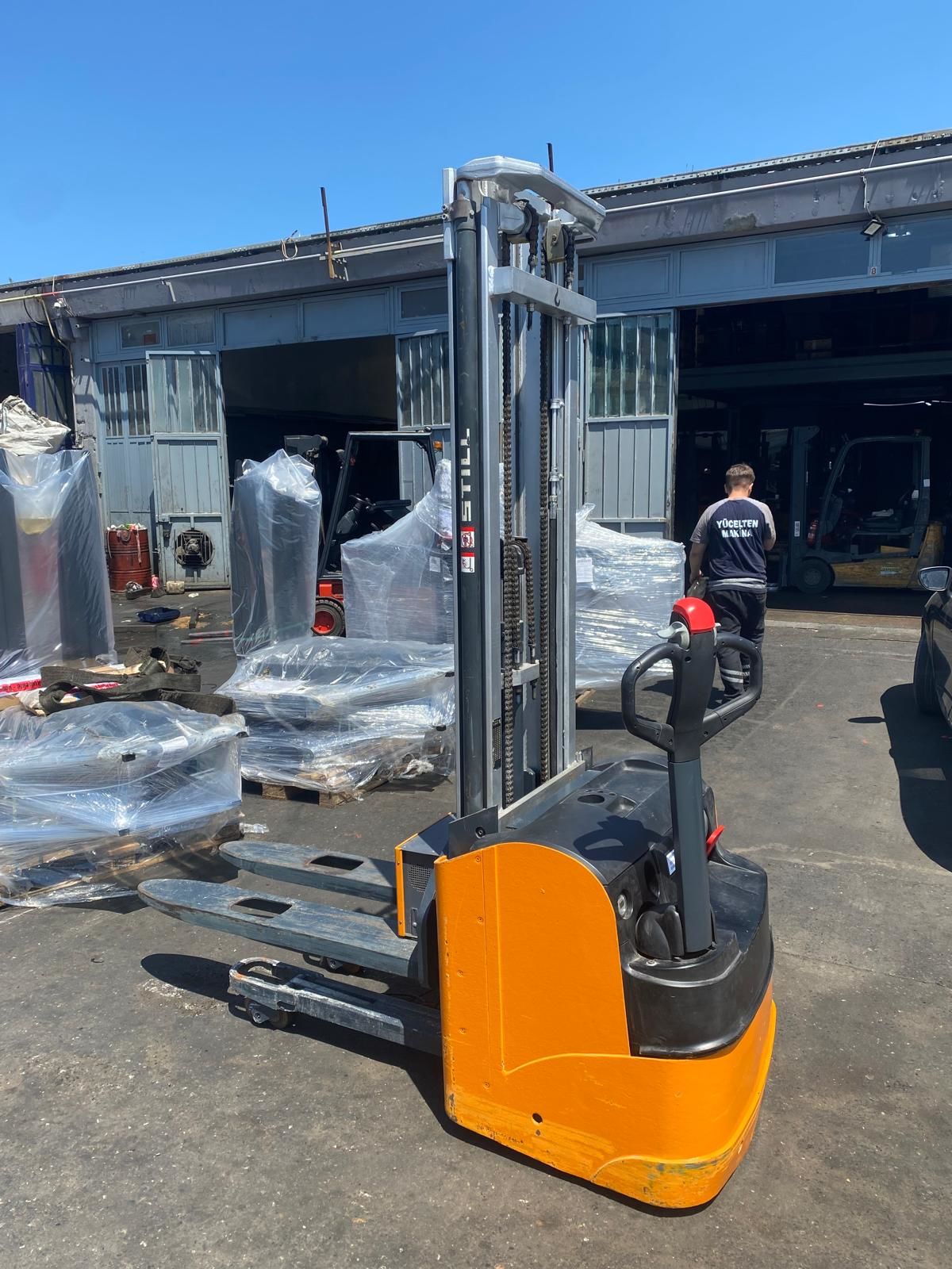 Still EGV14i Basiclift 1400kg 5466mm Triplex Asansörlü