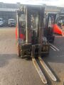 394 Serisi Linde H45T-02 Evo 4.5Ton lpg 4.04mt Triplex Asansör 4Yollu Entegre Çatal Pozisyoner Ataşmanlı
